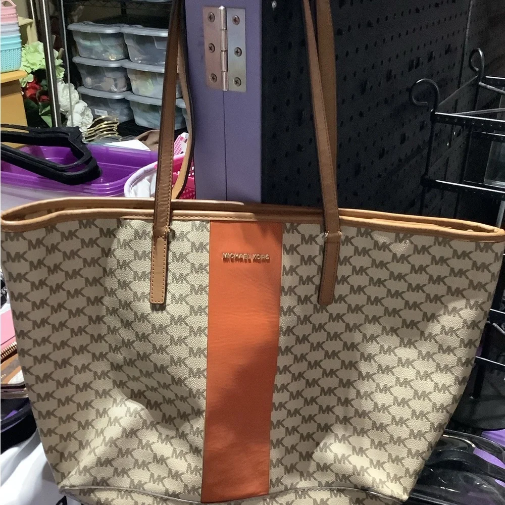 Authentic purses - Picture 1 of 15